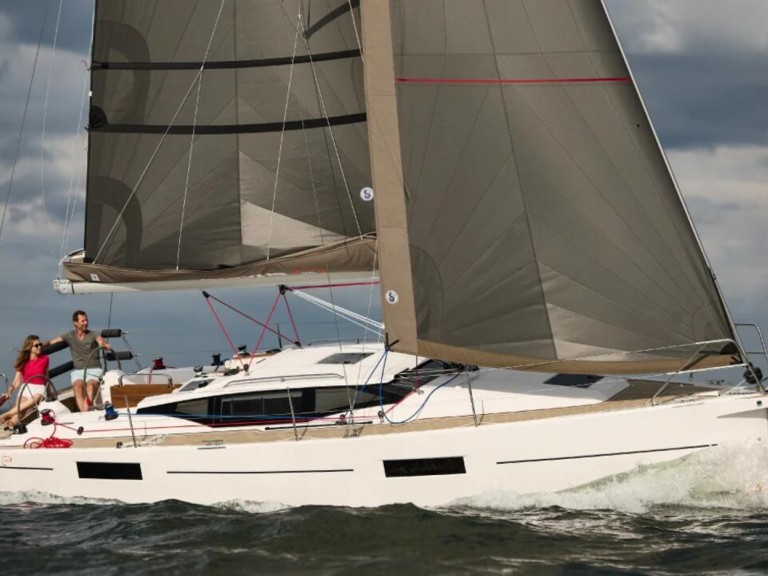 Sailboat hire in Biograd na Moru - Northman Maxus 35