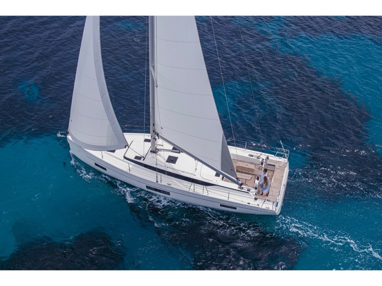 Sailboat to hire Bocca di Magra at the best price