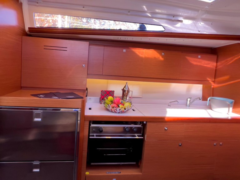 Yacht charter Bocca di Magra - Dufour Dufour 390 GL on SamBoat