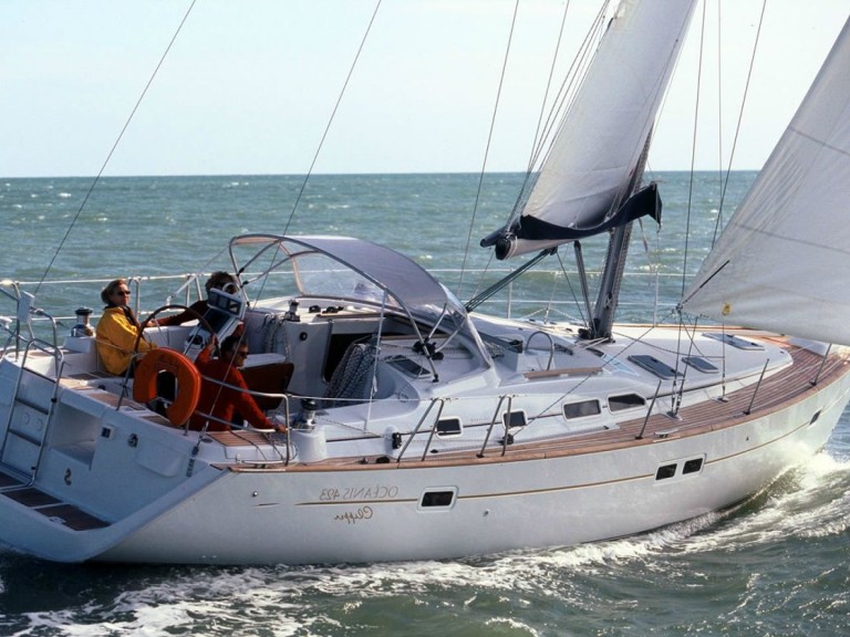 Yacht charter Palaio Faliro - Bénéteau Oceanis Clipper 423 on SamBoat