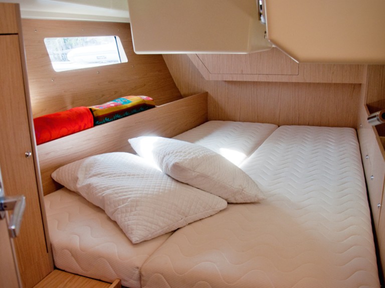 Yacht charter Bocca di Magra - Bénéteau Oceanis 41.1 on SamBoat