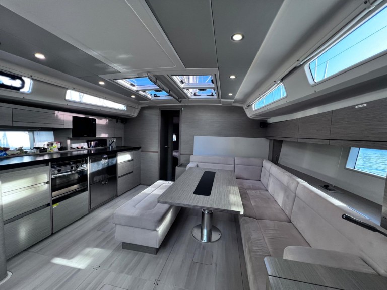 Hire a Hanse Hanse 508 Portimão