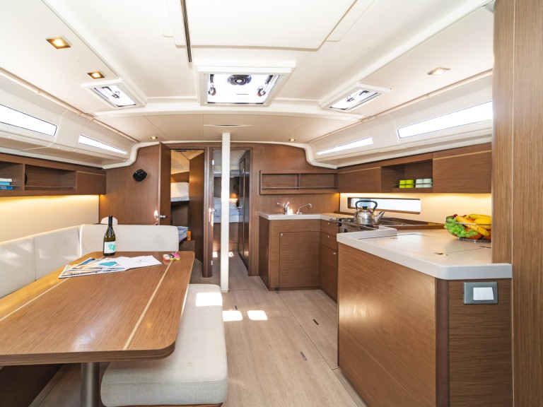 Sailboat to hire Kos at the best price