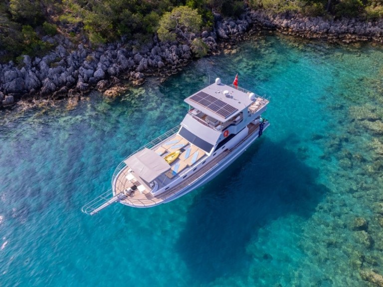 Sailboat hire in Marmaris -  Royal RTT