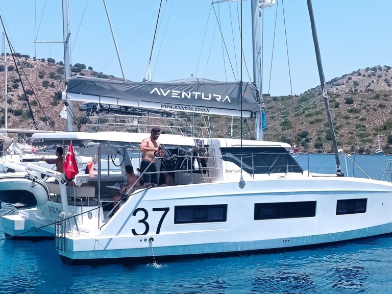Yacht hire Adaköy cheap Aventura 37
