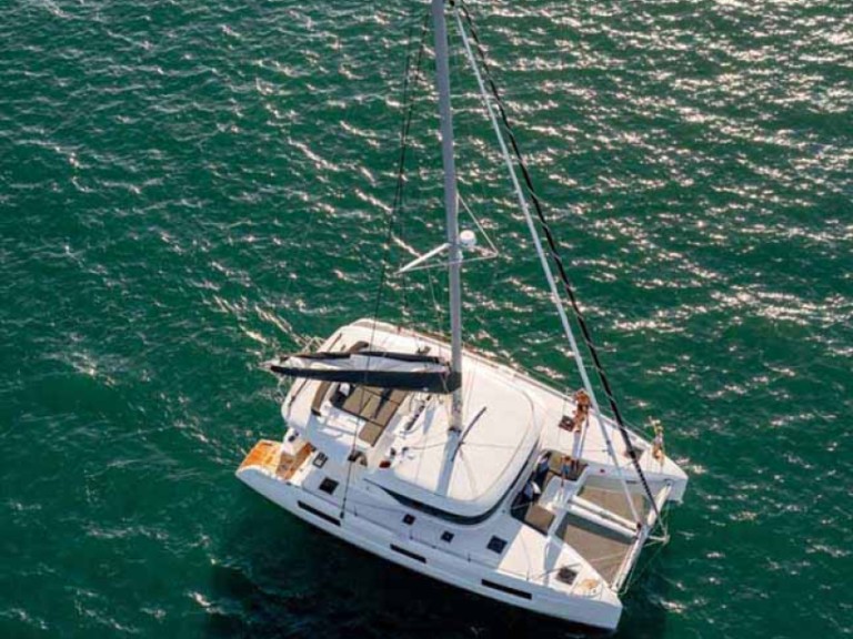 Catamaran hire in Palma de Mallorca - Lagoon Lagoon 46