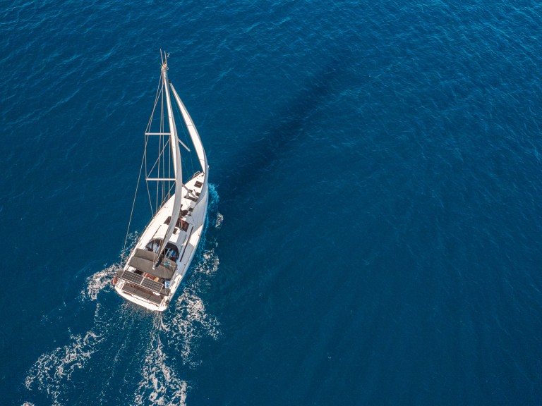 Charter a Dufour Dufour 41 in Skradin on Samboat