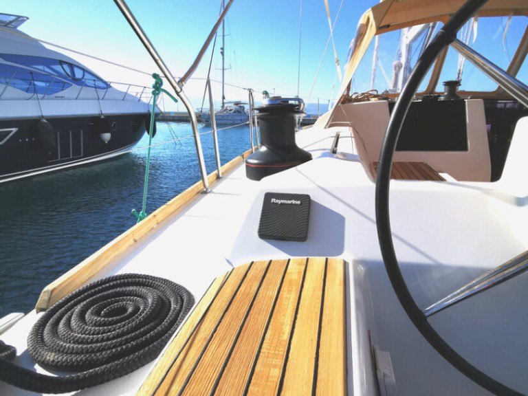 Hire Sailboat Dufour with a boat licence