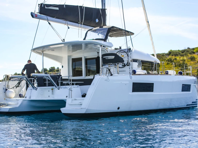 Hire Catamaran with or without skipper Lagoon Primošten