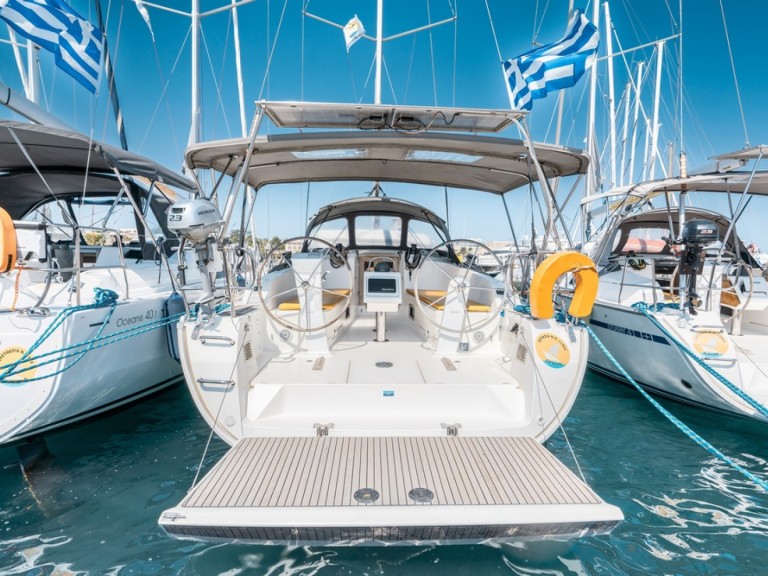 Sailboat to hire Rhodes (City) at the best price