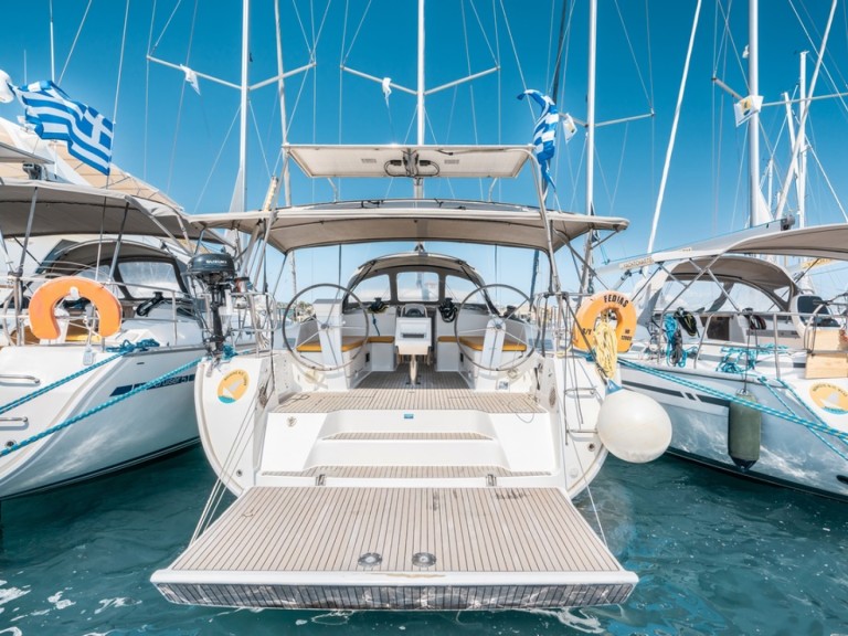 Yacht charter Rhodes (City) - Bavaria Cruiser 46 on SamBoat