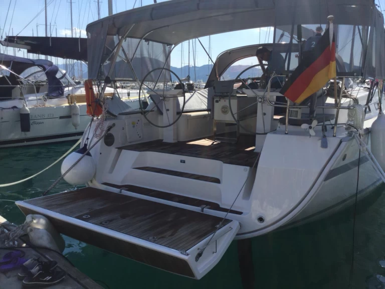 Yacht hire Rhodes (City) cheap Cruiser 50