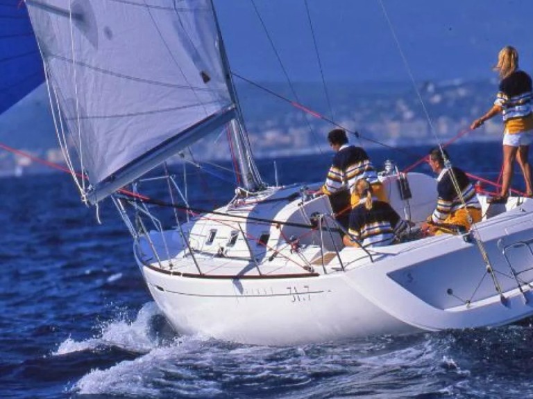 Bénéteau First 31.7 charter bareboat or skippered in  Arzon