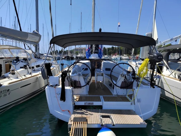 Yacht hire Pula cheap Sun Odyssey 349