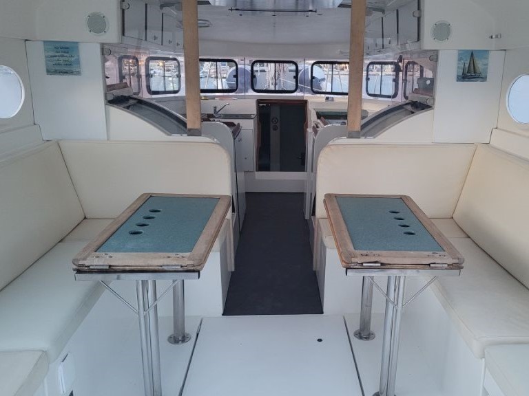 Hire a Dufour Atoll 6 Primošten