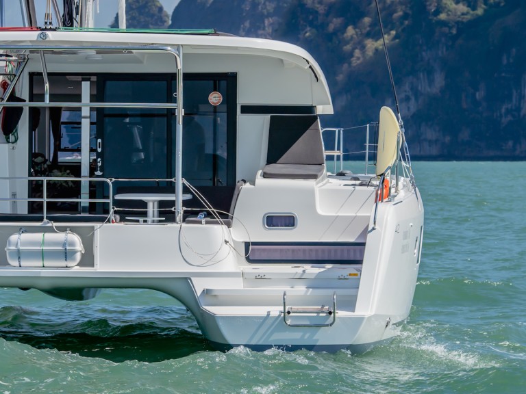 Catamaran to hire Phuket (City) at the best price