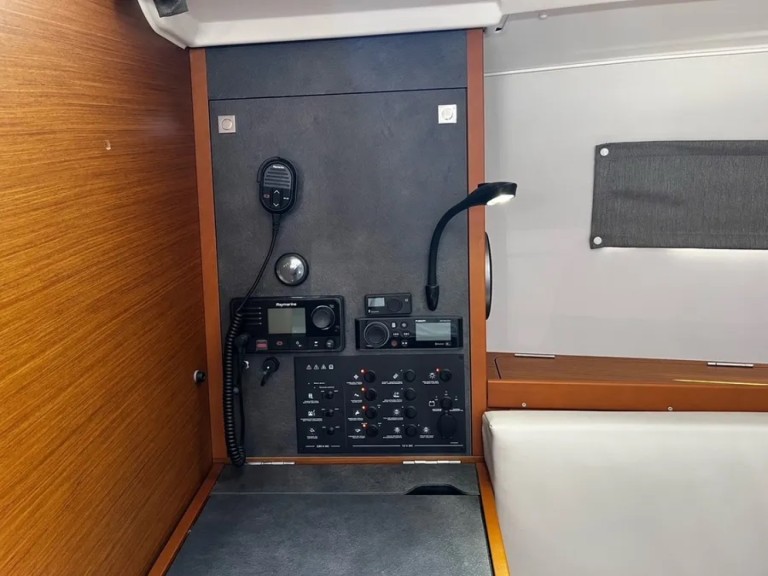 Charter a Jeanneau Sun Odyssey 349 in Pula on Samboat