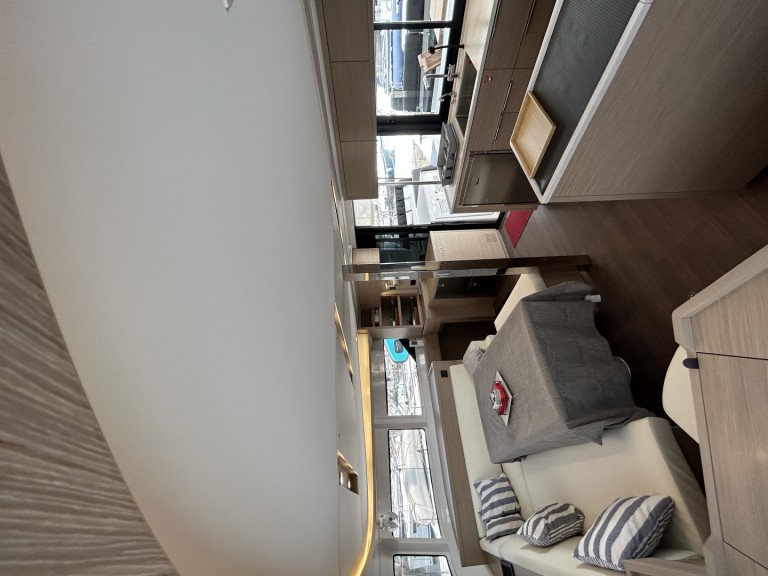 Hire Catamaran with or without skipper Lagoon Alimos