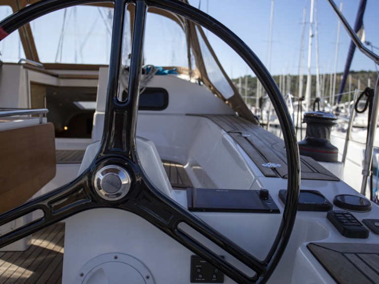 Charter a Elan Impression 45 in Pula on Samboat