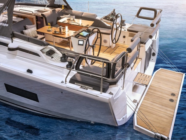 Hire a Bavaria Bavaria C46 Pula