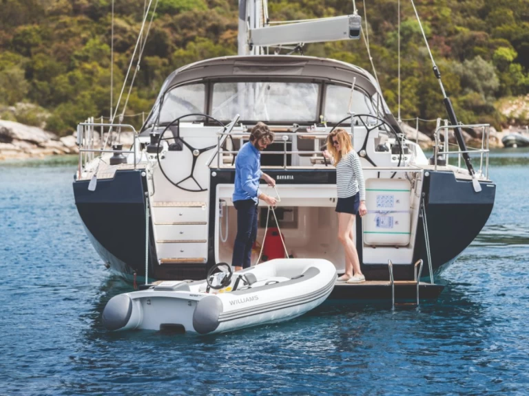 Hire Sailboat with or without skipper Bavaria Pula