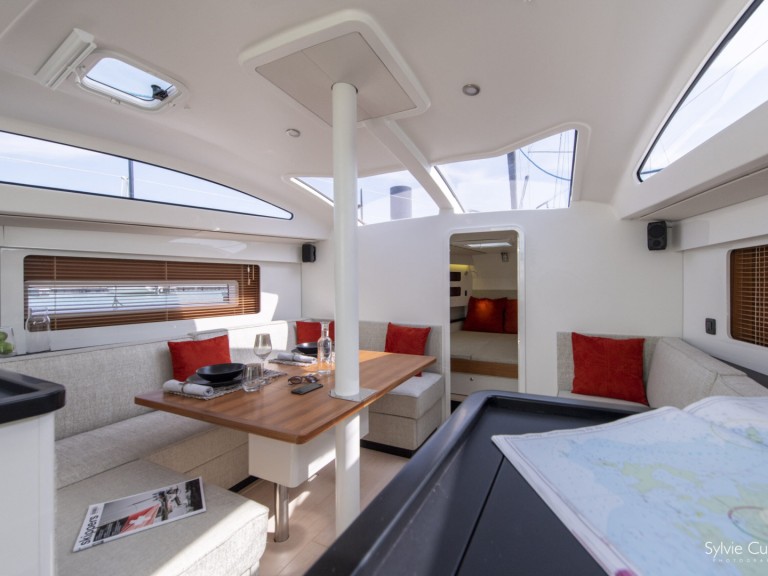 Hire Sailboat with or without skipper RM Marseille