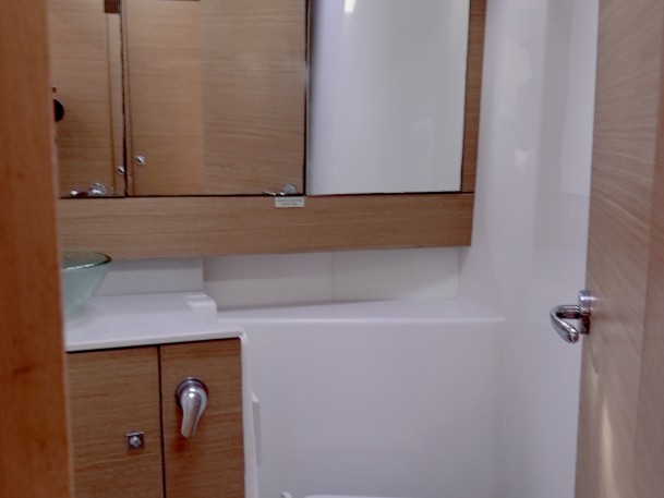 Hire Sailboat Dufour with a boat licence