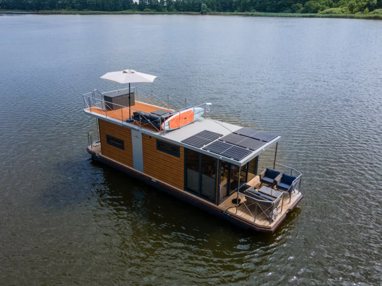 Rivo Campi 340 charter bareboat or skippered in  Buchholz