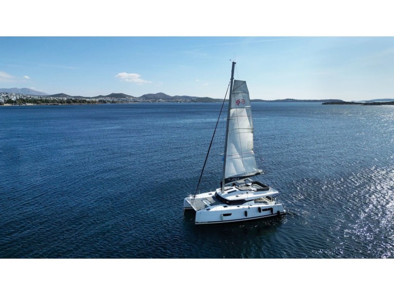 Catamaran to hire Alimos at the best price