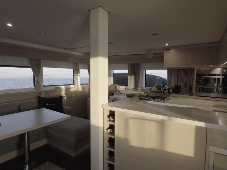 Catamaran hire in Palma de Mallorca - Lagoon Lagoon 55