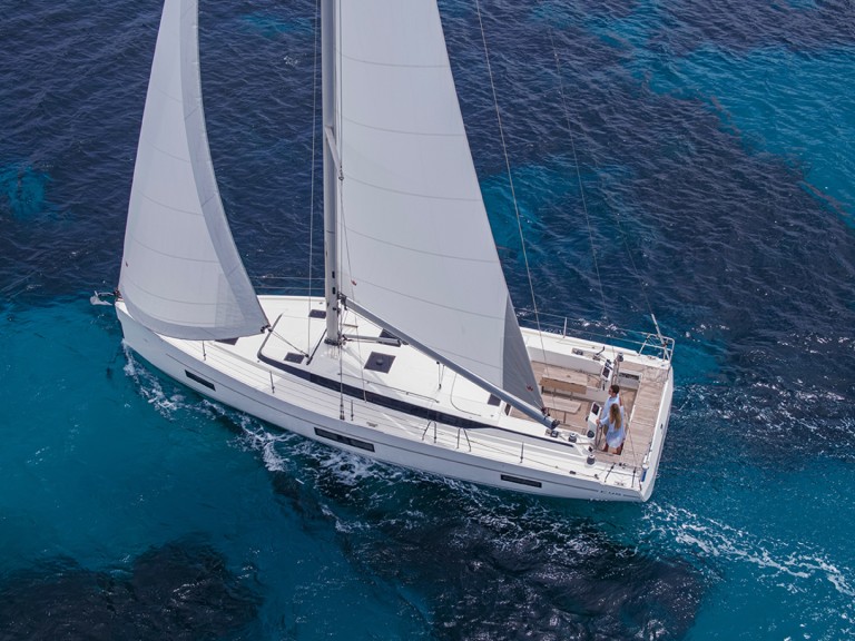 Sailboat hire in Bocca di Magra - Bavaria Bavaria C45