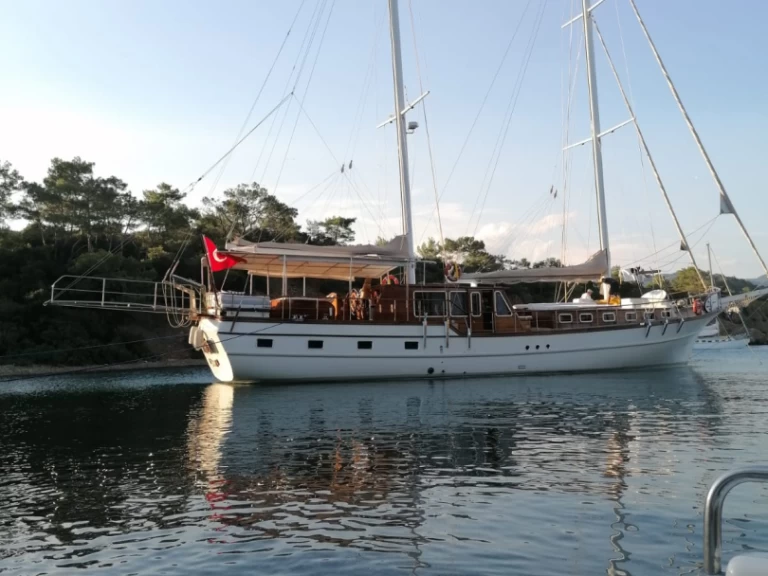 Hire a Custom Made turkish gulet Bodrum
