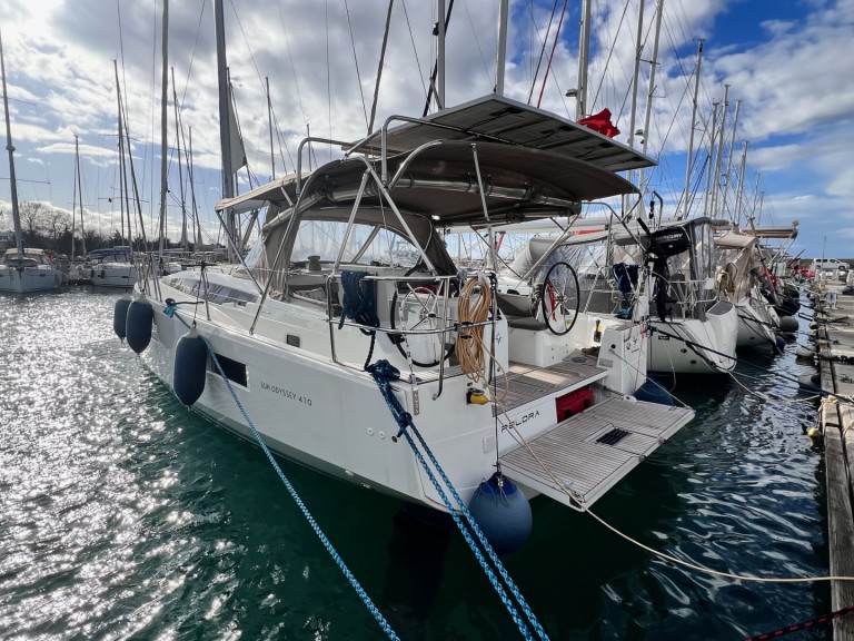 Sailboat hire in Adaköy - Jeanneau Sun Odyssey 410
