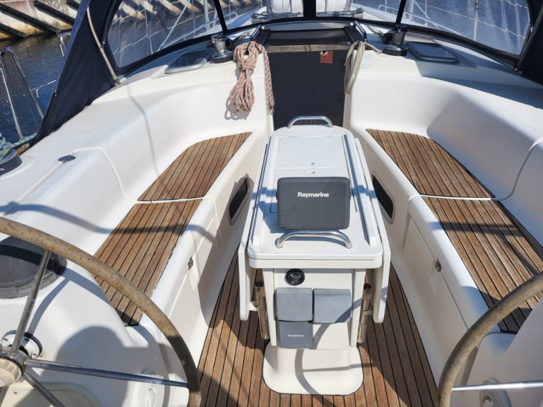 Yacht charter Kołobrzeg - Bavaria Bavaria 44 on SamBoat