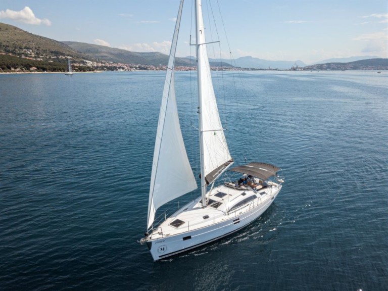 Yacht charter Seget Donji - Elan Impression 45.1 on SamBoat