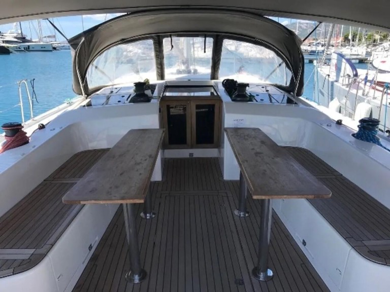 Sailboat hire in Pula - More Boats More 55