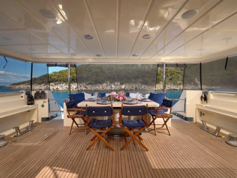 Luxury Yacht to hire Split at the best price