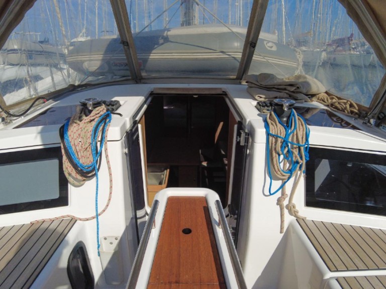 Hire Sailboat Dufour with a boat licence