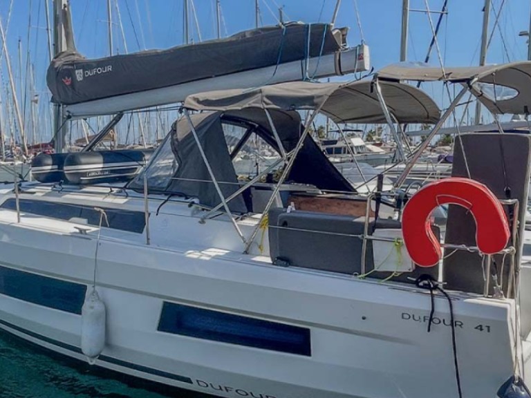 3 DUFOUR 41 charter bareboat or skippered in  Hyères