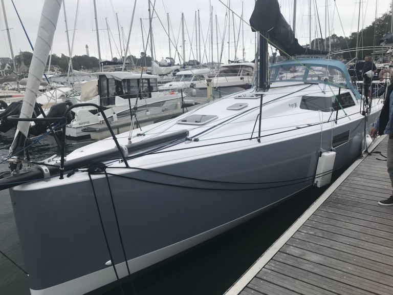 Hire Sailboat Pogo Structures with a boat licence