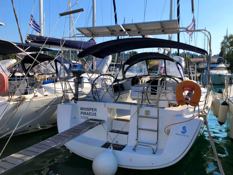 Hire Sailboat Bénéteau with a boat licence