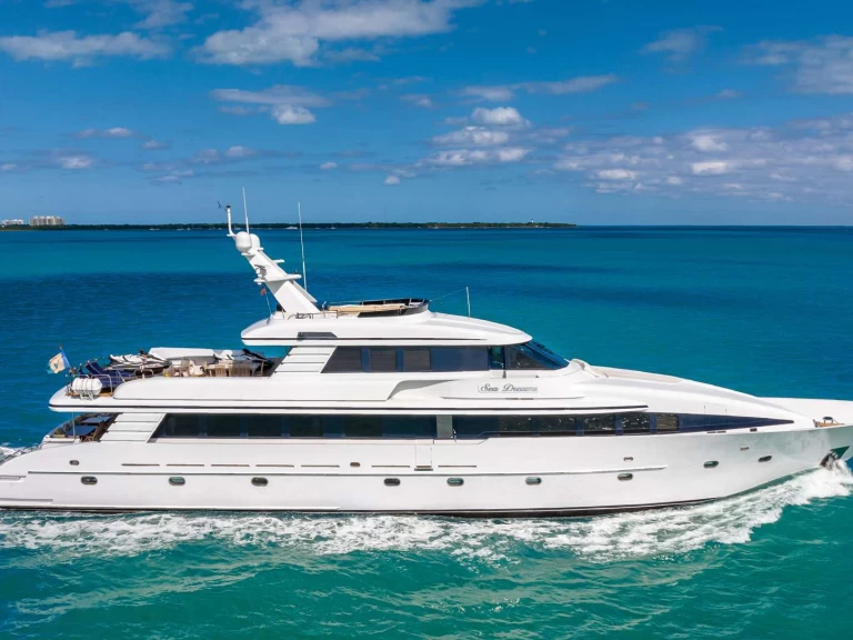 Yacht charter Antigua - Northcoast EALU on SamBoat