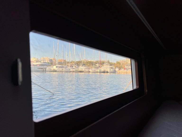 Sailboat hire in Alimos - Bénéteau Oceanis 46.1