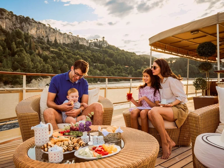 Hire Luxury Yacht Uljanik Shipyard with a boat licence