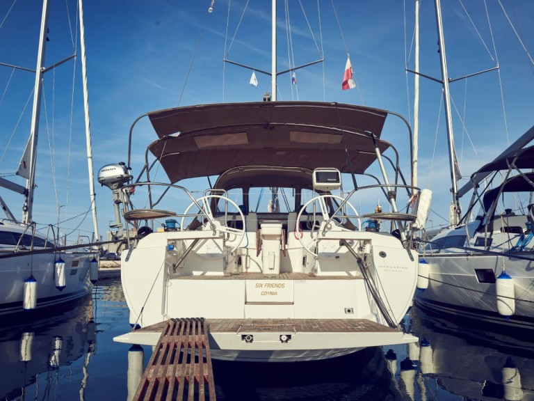 Hire Sailboat with or without skipper Elan Pula