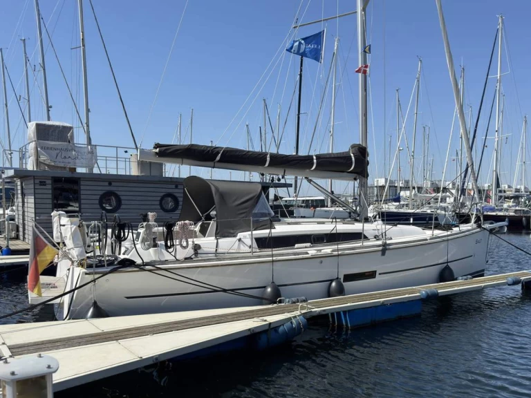 Charter a Dufour Dufour 350 Grand Large in Flensburg on Samboat