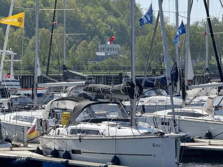 Hire Sailboat with or without skipper Dufour Flensburg