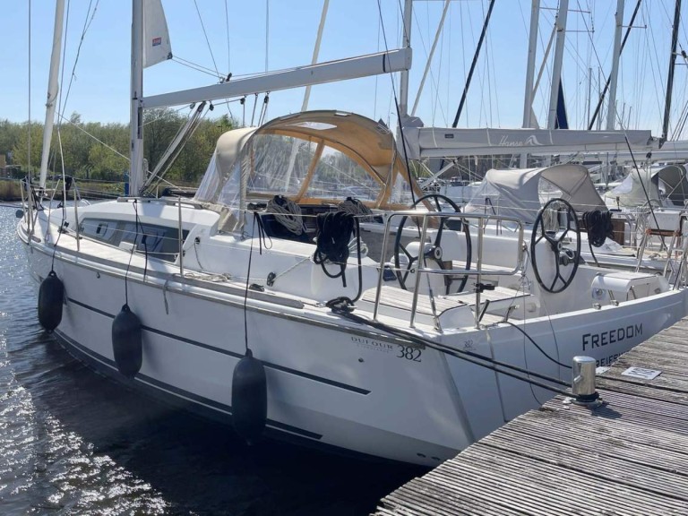 Hire Sailboat Dufour with a boat licence
