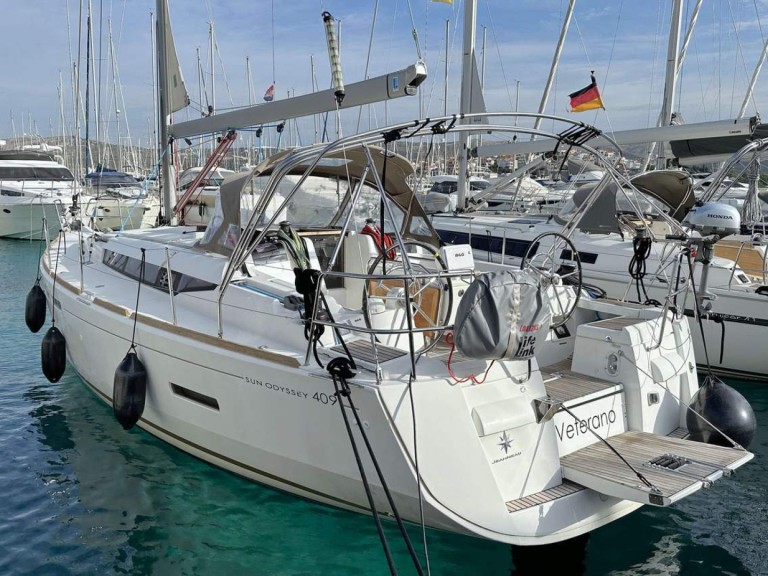 Sailboat hire in Barth - Jeanneau Sun Odyssey 409
