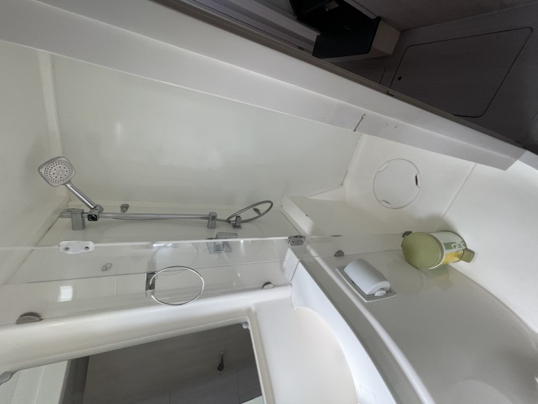 Hire a Leopard Catamarans / Robertson & Caine Leopard 48 - 4 + 2 cab. Zanzibar